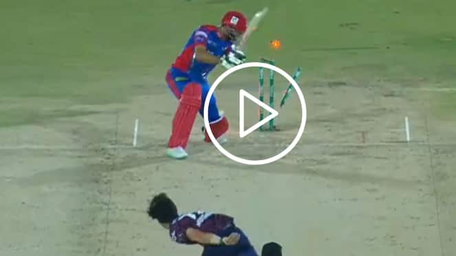 [Watch] Naseem Shah's Brother Bowls Perfect Yorker To Clean Up Shan Masood In PSL 2024